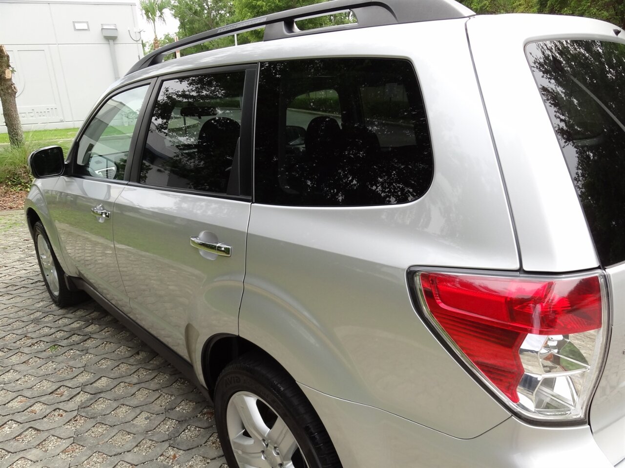2010 Subaru Forester 2.5X Premium - Photo 12 - Deland, FL 32720