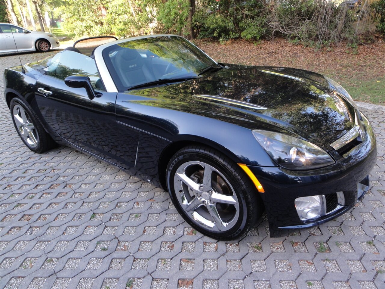 2007 Saturn SKY Red Line - Photo 2 - Deland, FL 32720