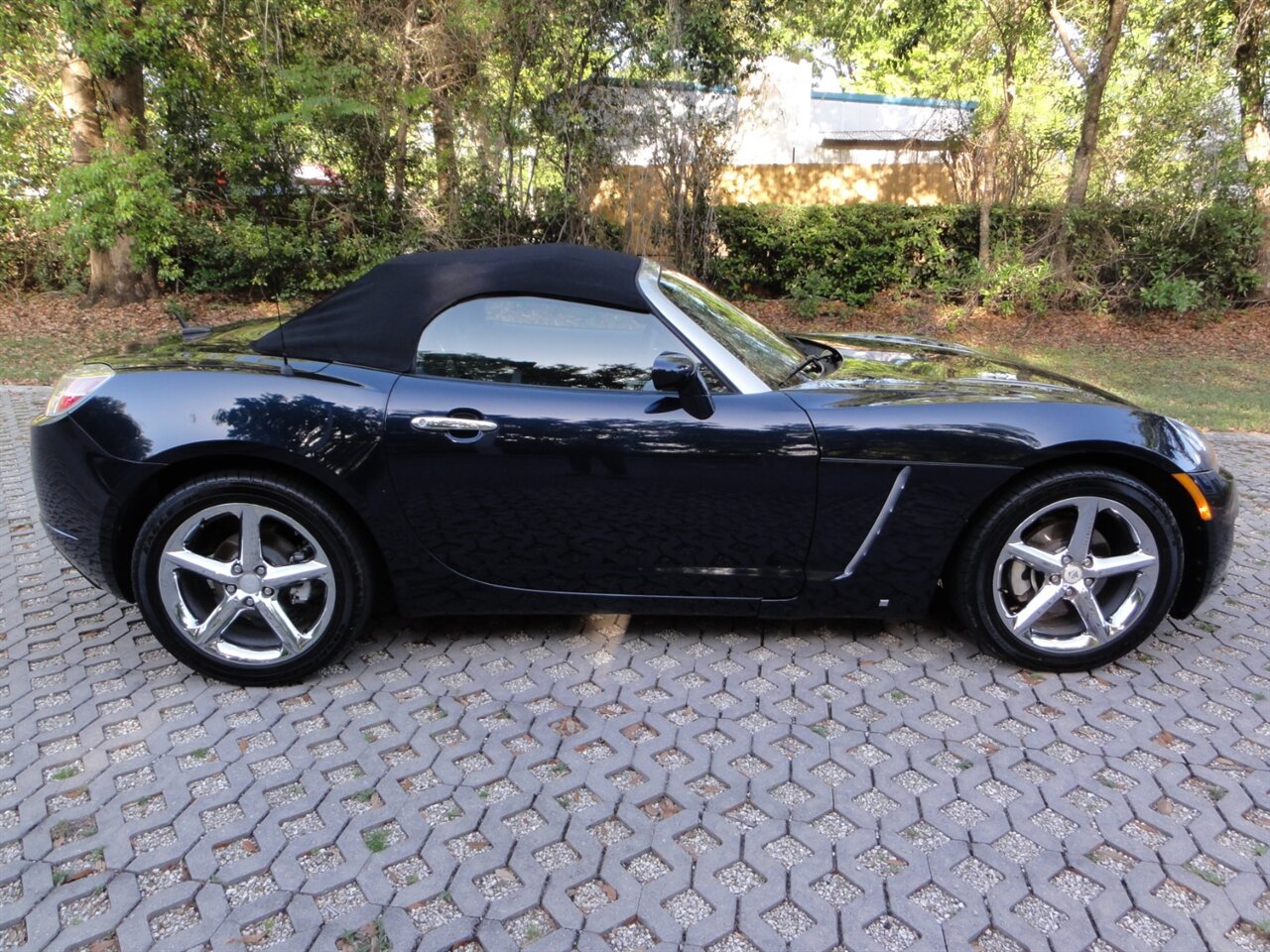 2007 Saturn SKY Red Line - Photo 30 - Deland, FL 32720