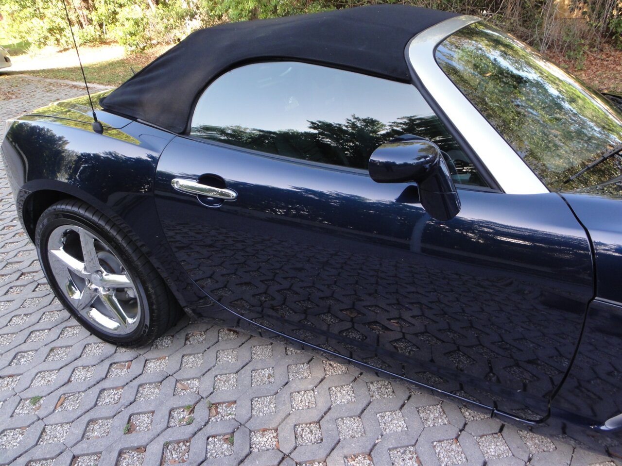 2007 Saturn SKY Red Line - Photo 14 - Deland, FL 32720