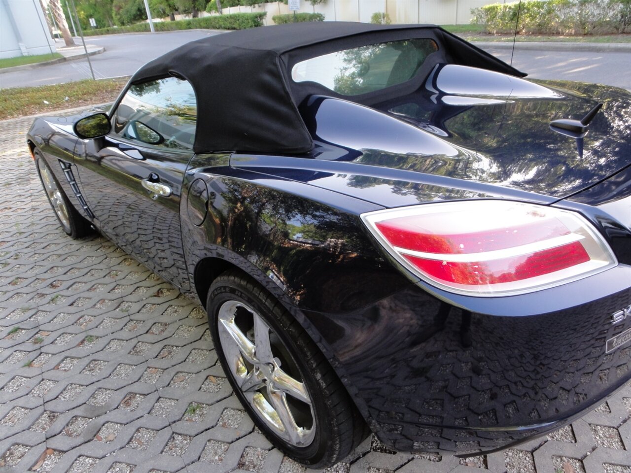 2007 Saturn SKY Red Line - Photo 17 - Deland, FL 32720