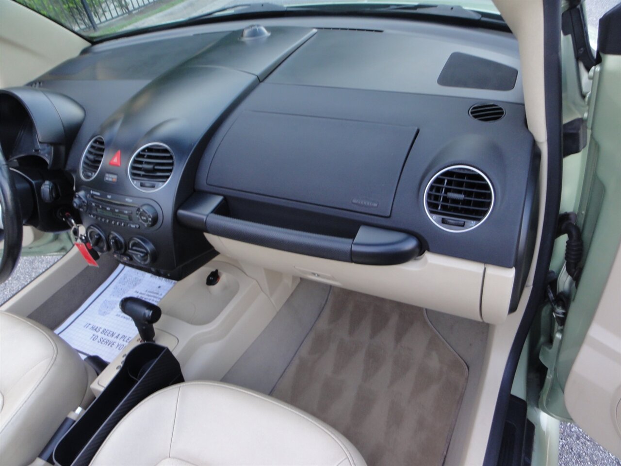 2009 Volkswagen New Beetle Convertible   - Photo 36 - Deland, FL 32720