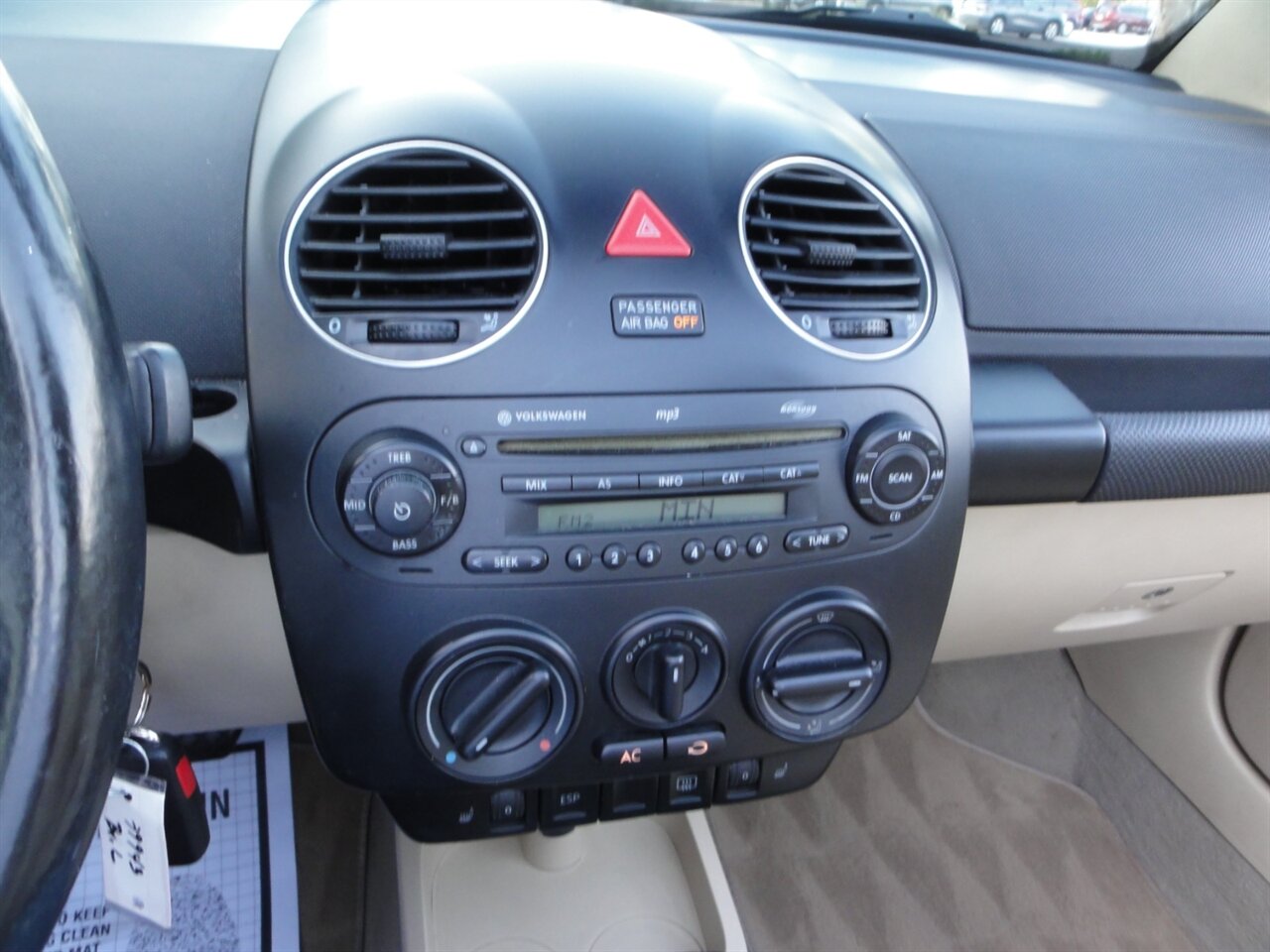 2009 Volkswagen New Beetle Convertible   - Photo 42 - Deland, FL 32720
