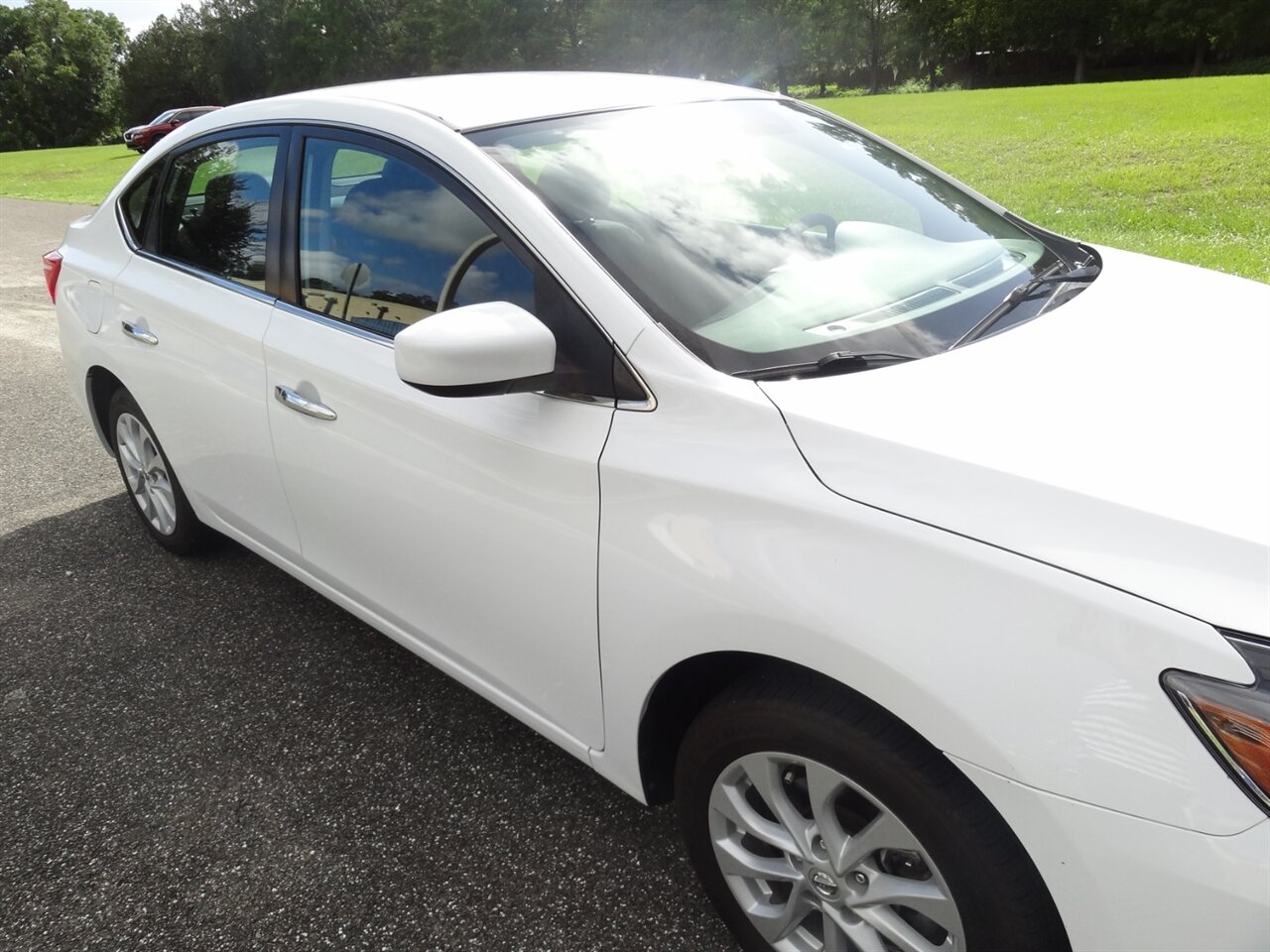 2019 Nissan Sentra SV   - Photo 8 - Deland, FL 32720