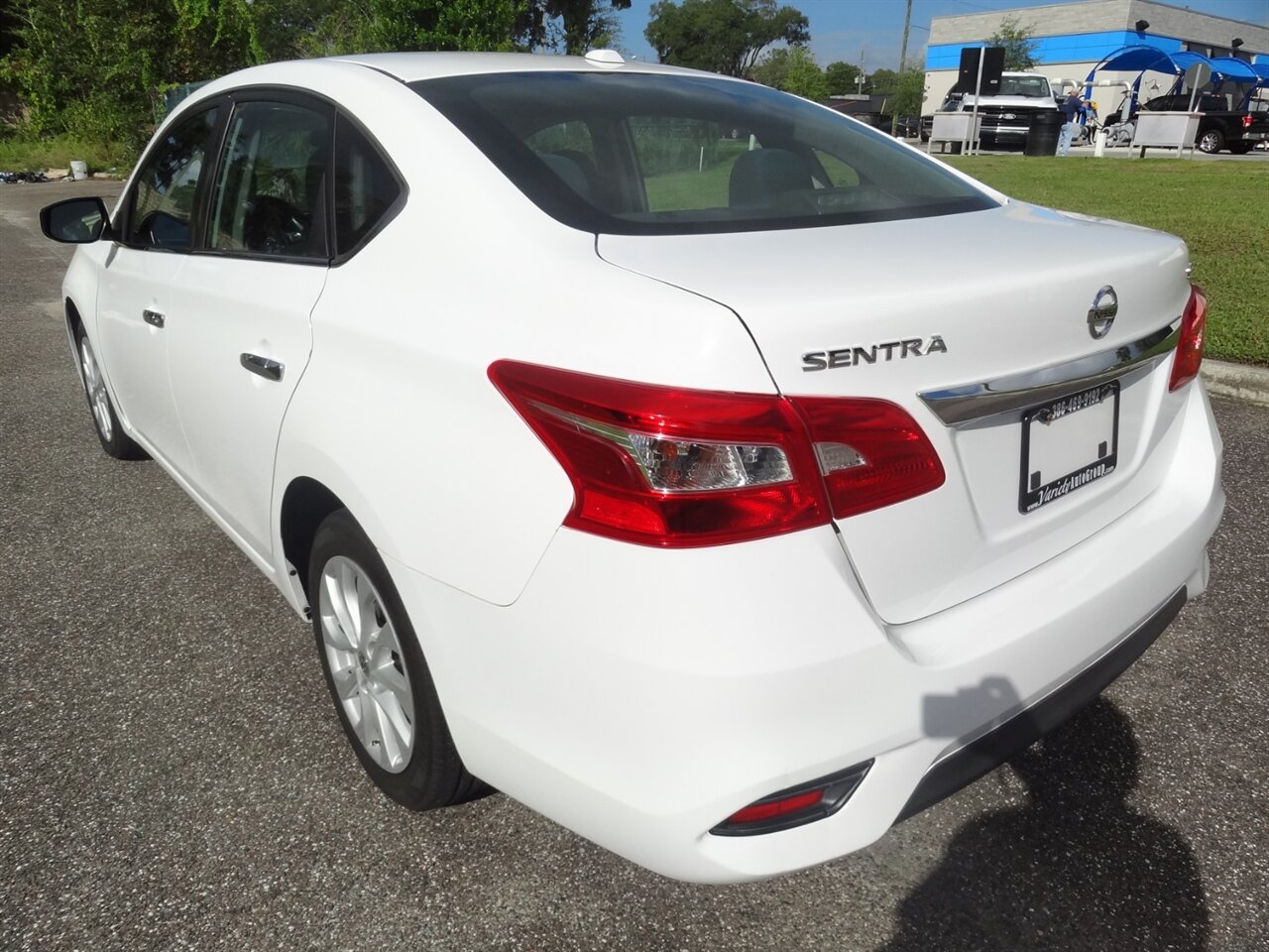2019 Nissan Sentra SV   - Photo 4 - Deland, FL 32720
