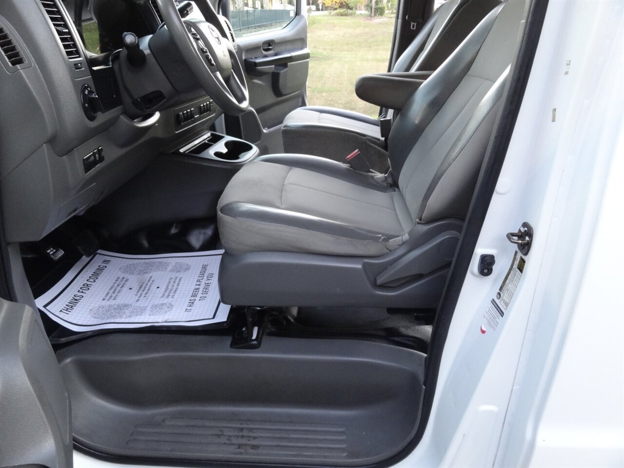 2018 Nissan NV 1500 S   - Photo 31 - Deland, FL 32720