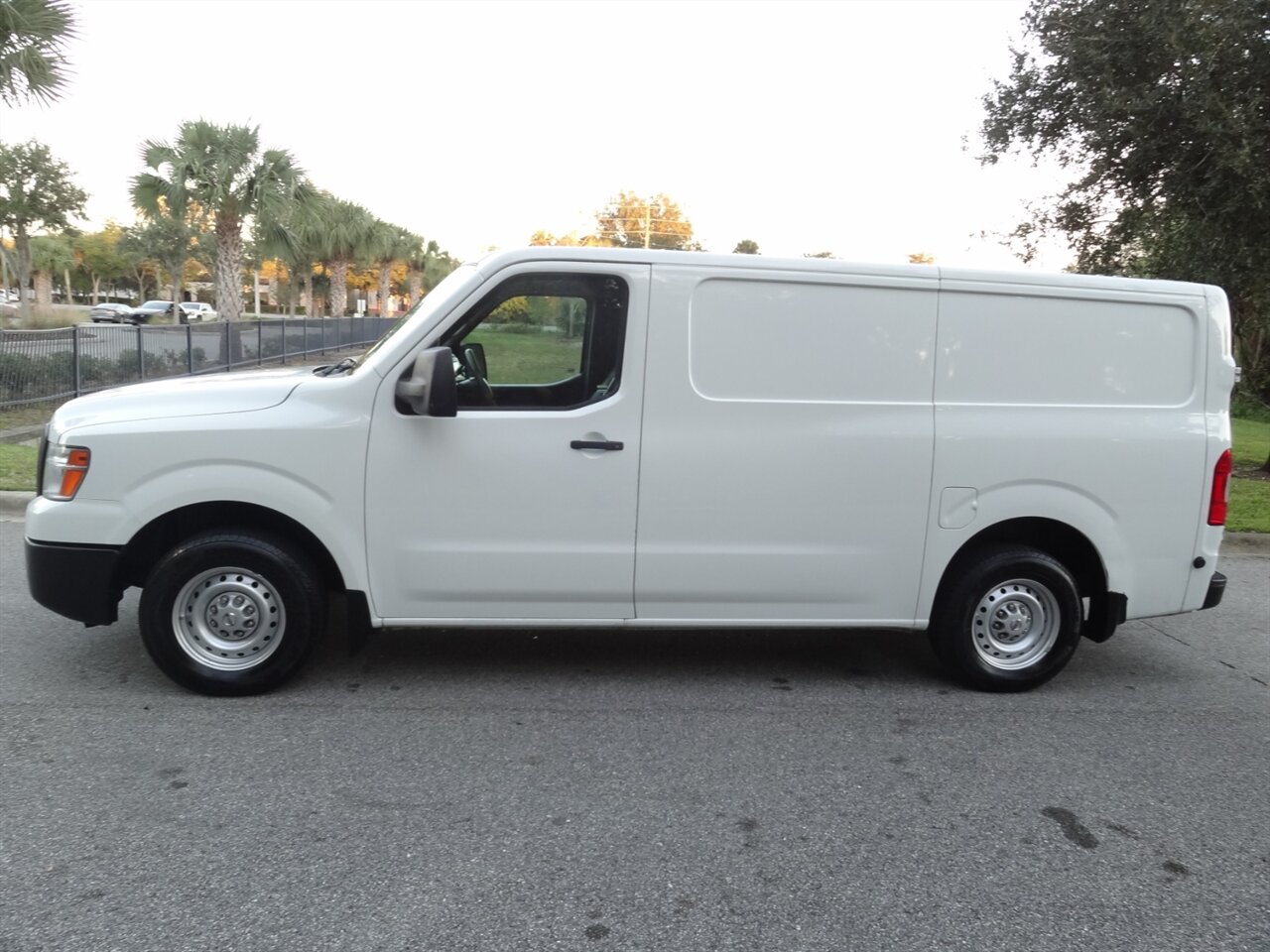 2018 Nissan NV 1500 S   - Photo 16 - Deland, FL 32720