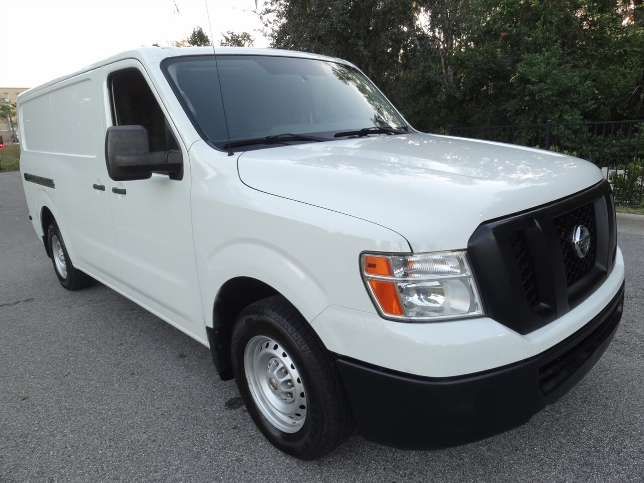 2018 Nissan NV Cargo S's photo