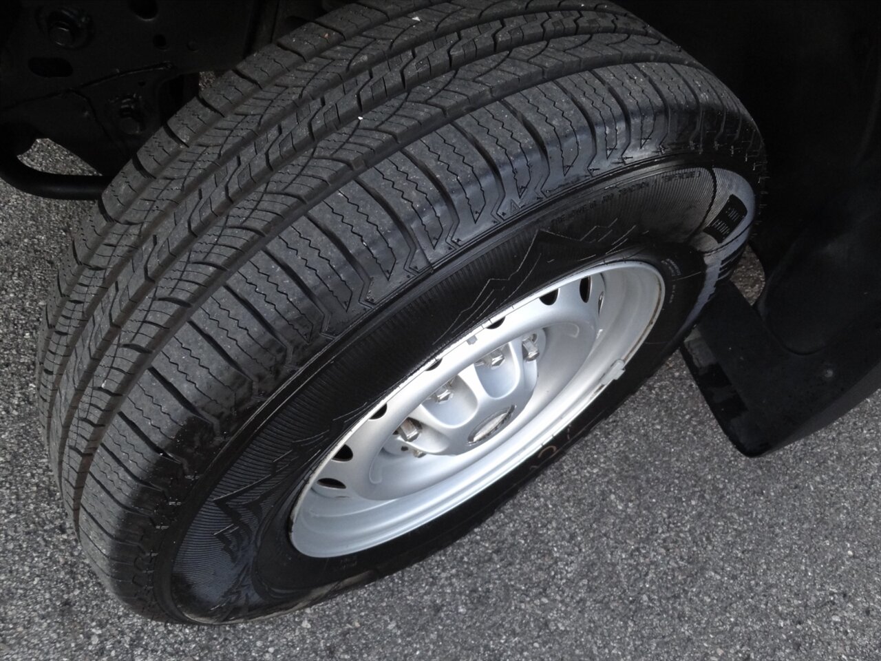 2018 Nissan NV 1500 S   - Photo 24 - Deland, FL 32720