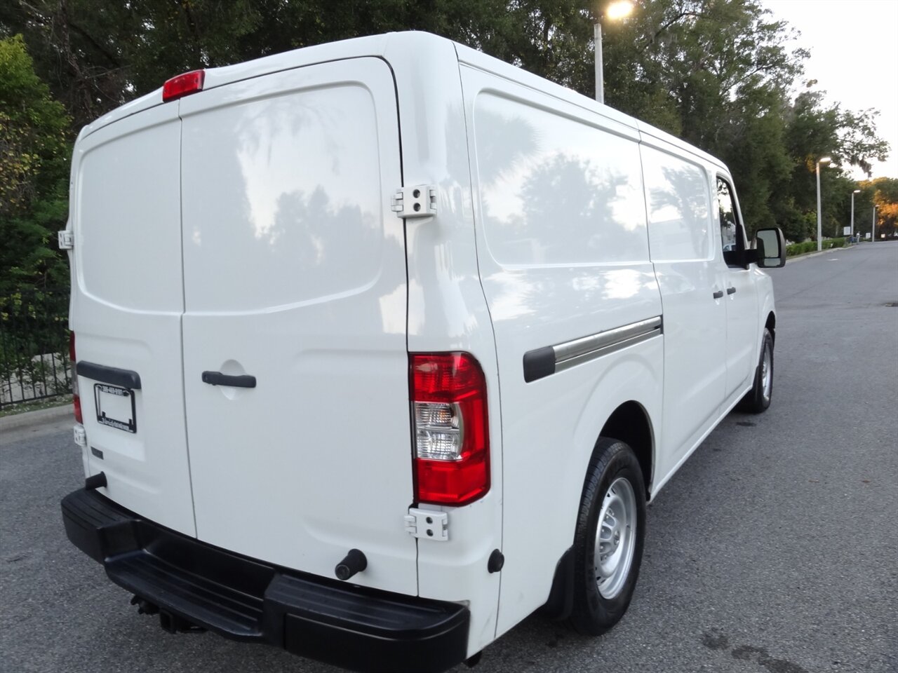 2018 Nissan NV 1500 S   - Photo 4 - Deland, FL 32720