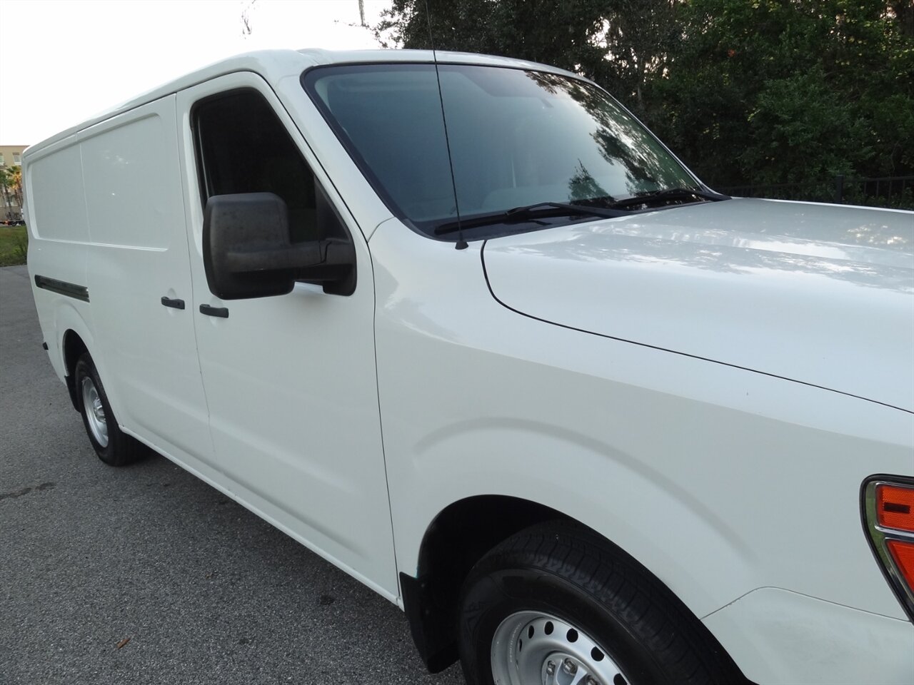 2018 Nissan NV 1500 S   - Photo 8 - Deland, FL 32720