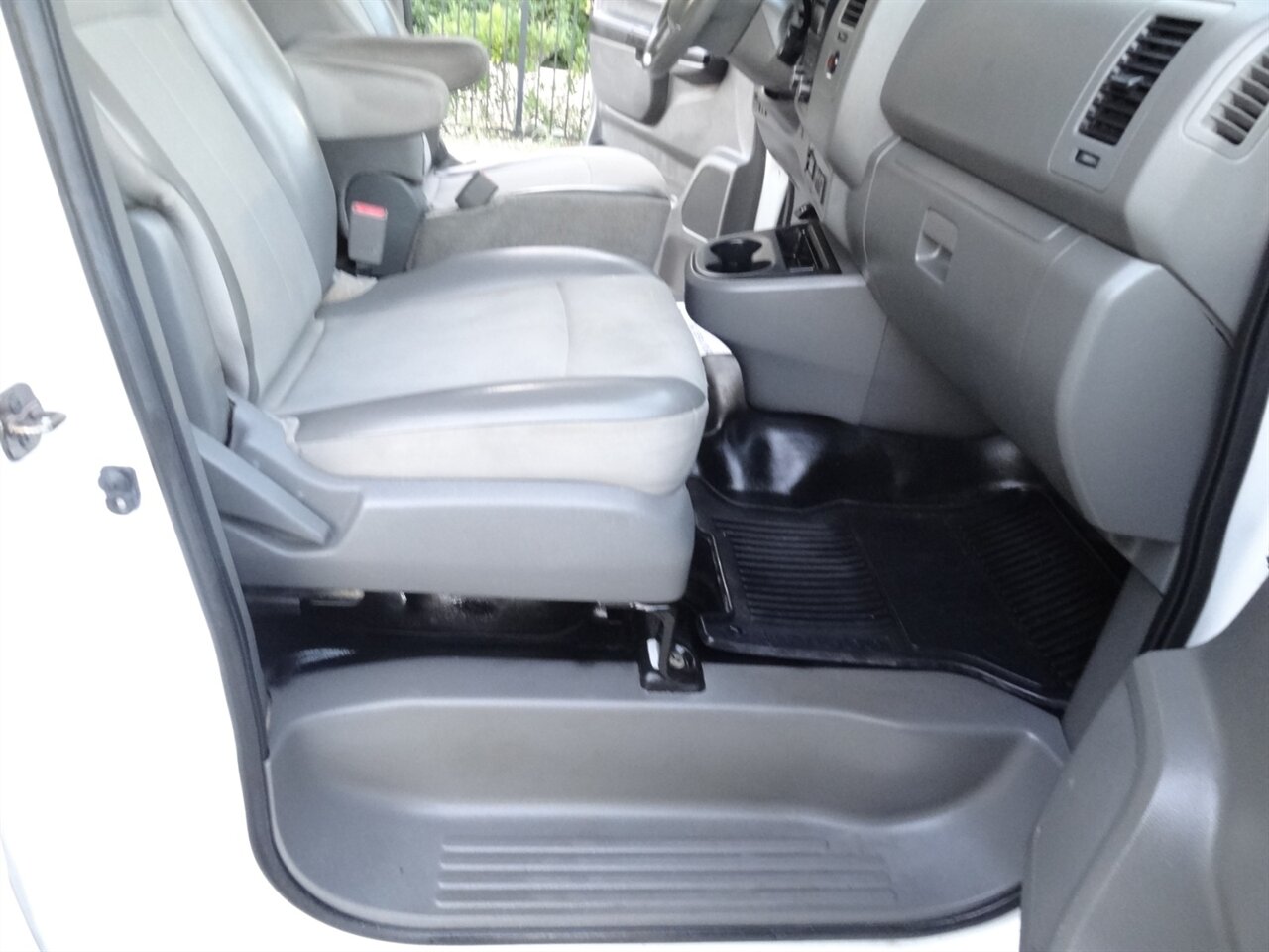 2018 Nissan NV 1500 S   - Photo 40 - Deland, FL 32720