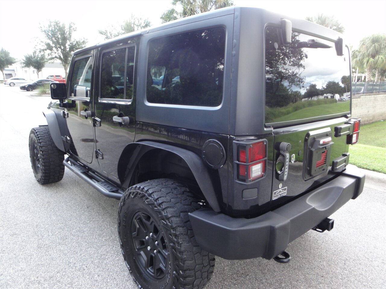 2015 Jeep Wrangler Unlimited Rubicon   - Photo 4 - Deland, FL 32720