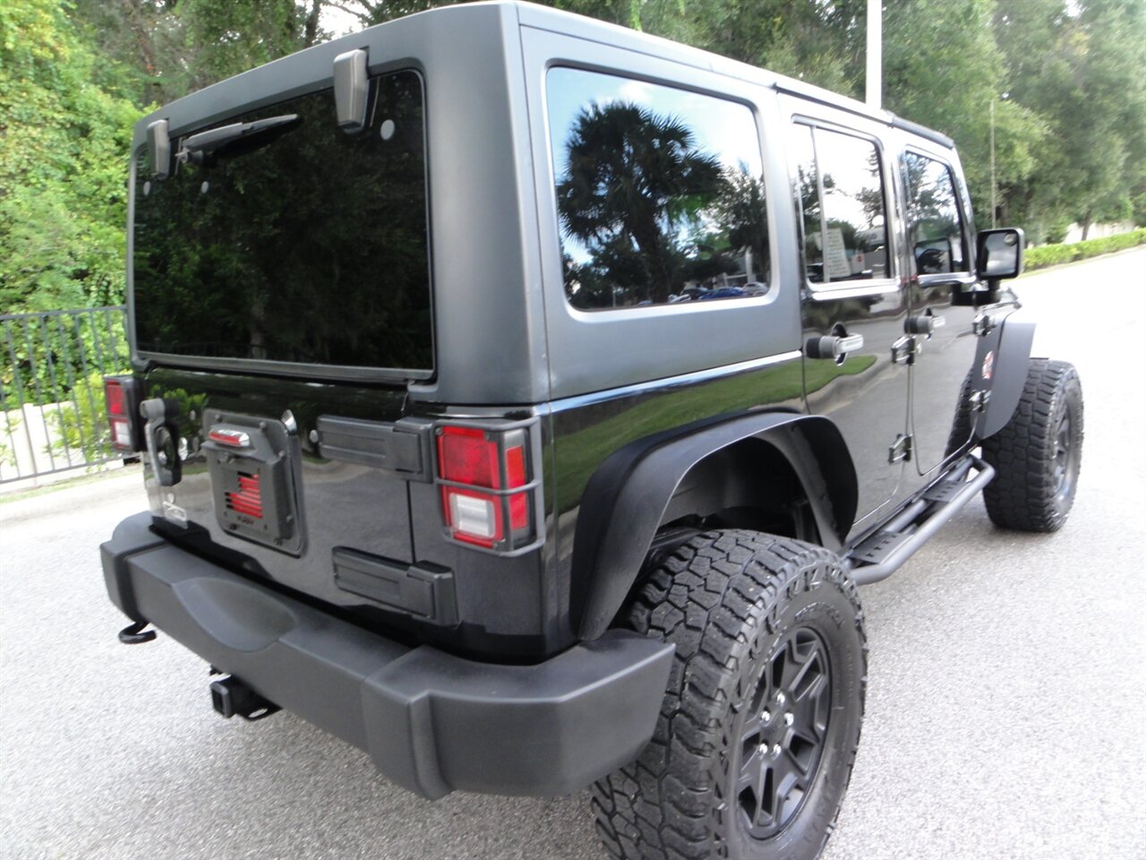 2015 Jeep Wrangler Unlimited Rubicon   - Photo 3 - Deland, FL 32720