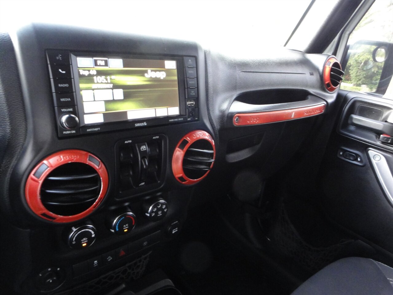 2015 Jeep Wrangler Unlimited Rubicon   - Photo 63 - Deland, FL 32720