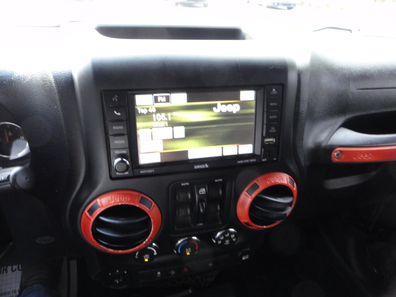 2015 Jeep Wrangler Unlimited Rubicon   - Photo 56 - Deland, FL 32720
