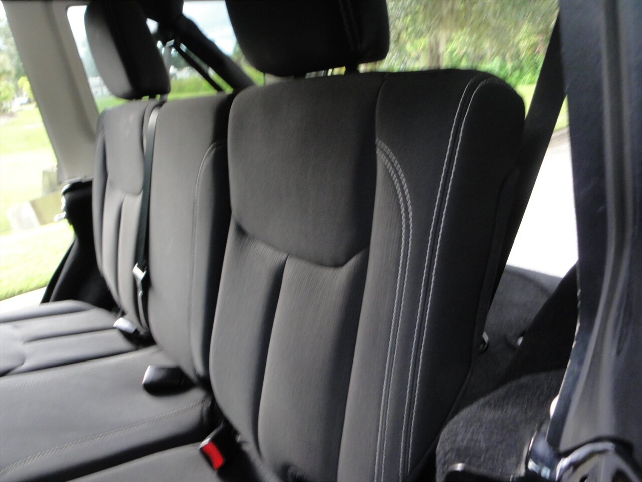 2015 Jeep Wrangler Unlimited Rubicon   - Photo 38 - Deland, FL 32720