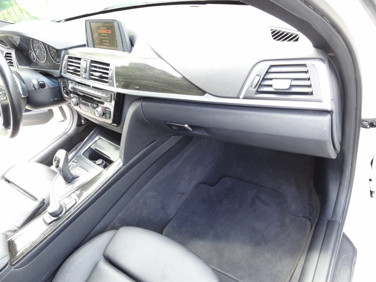 2016 BMW 328i Premium - Photo 40 - Deland, FL 32720