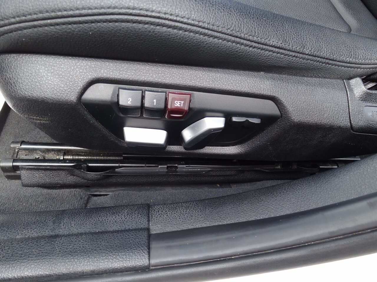 2016 BMW 328i Premium - Photo 30 - Deland, FL 32720