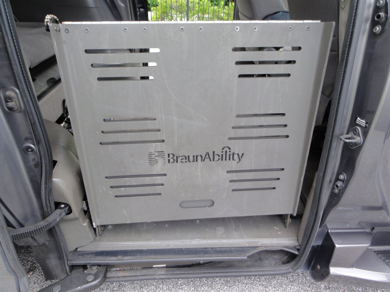 2014 Honda Odyssey EX  BraunAbility ramp van - Photo 41 - Deland, FL 32720