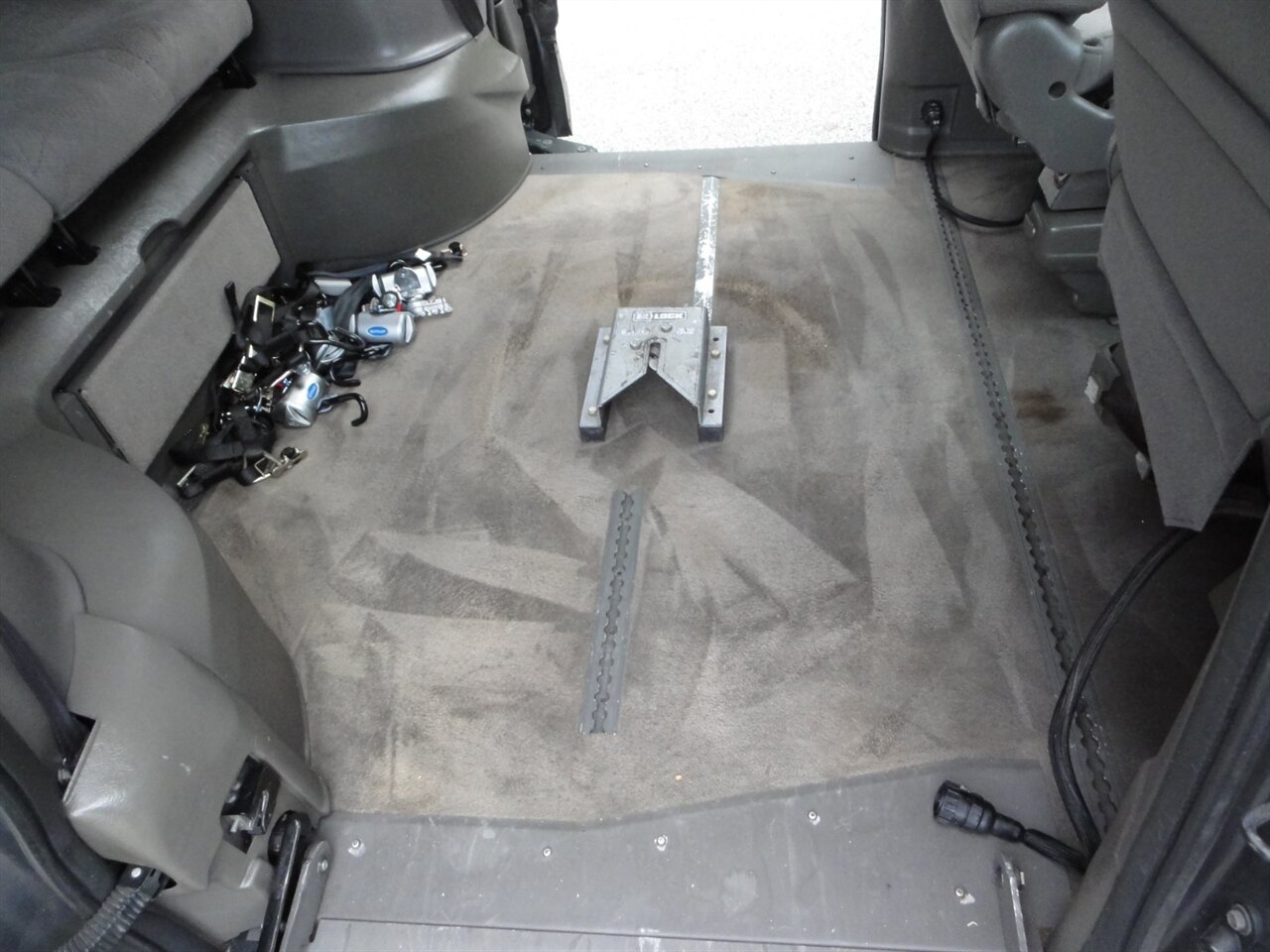 2014 Honda Odyssey EX  BraunAbility ramp van - Photo 44 - Deland, FL 32720