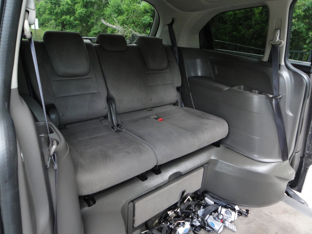 2014 Honda Odyssey EX  BraunAbility ramp van - Photo 40 - Deland, FL 32720