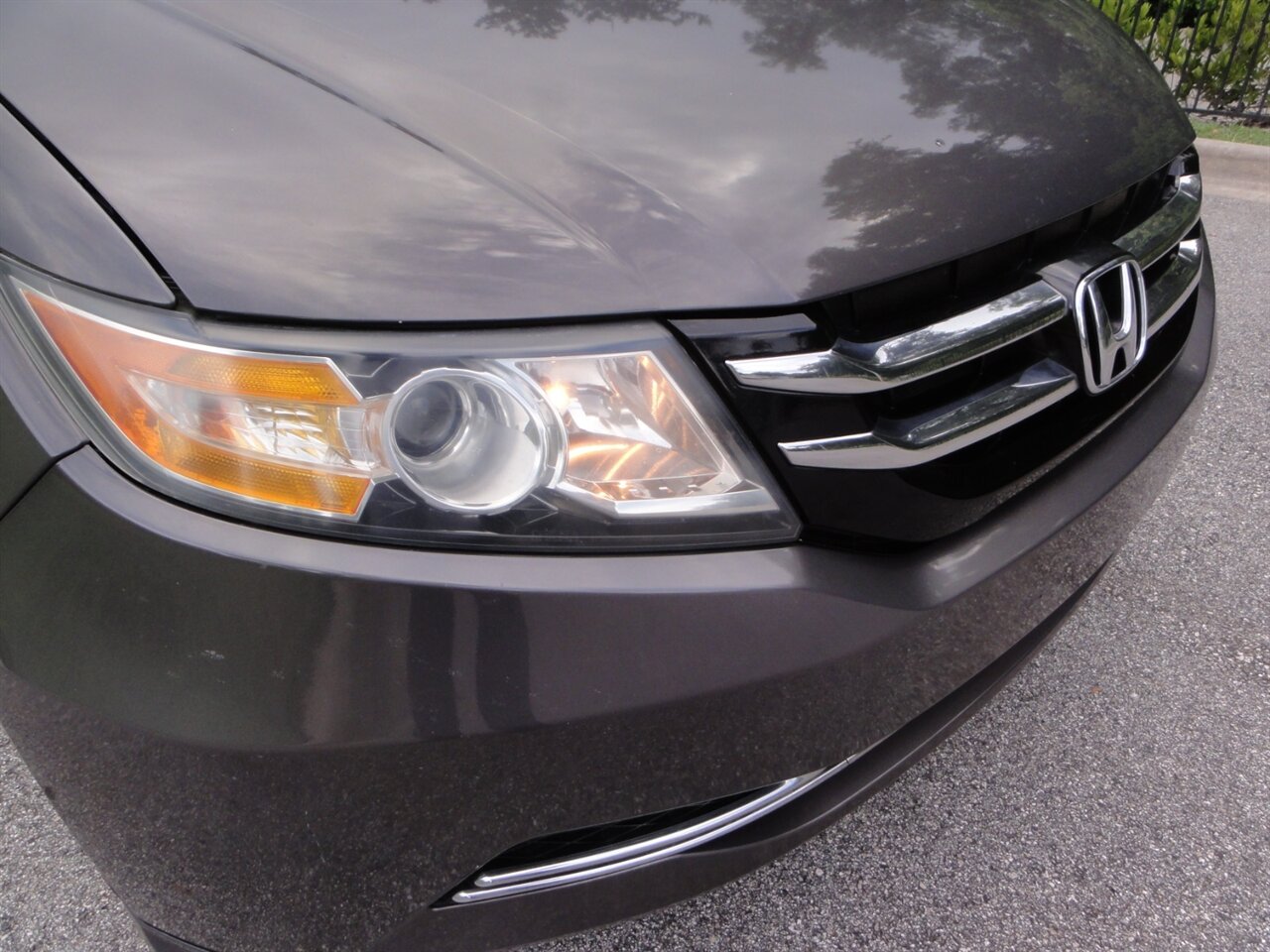 2014 Honda Odyssey EX  BraunAbility ramp van - Photo 7 - Deland, FL 32720