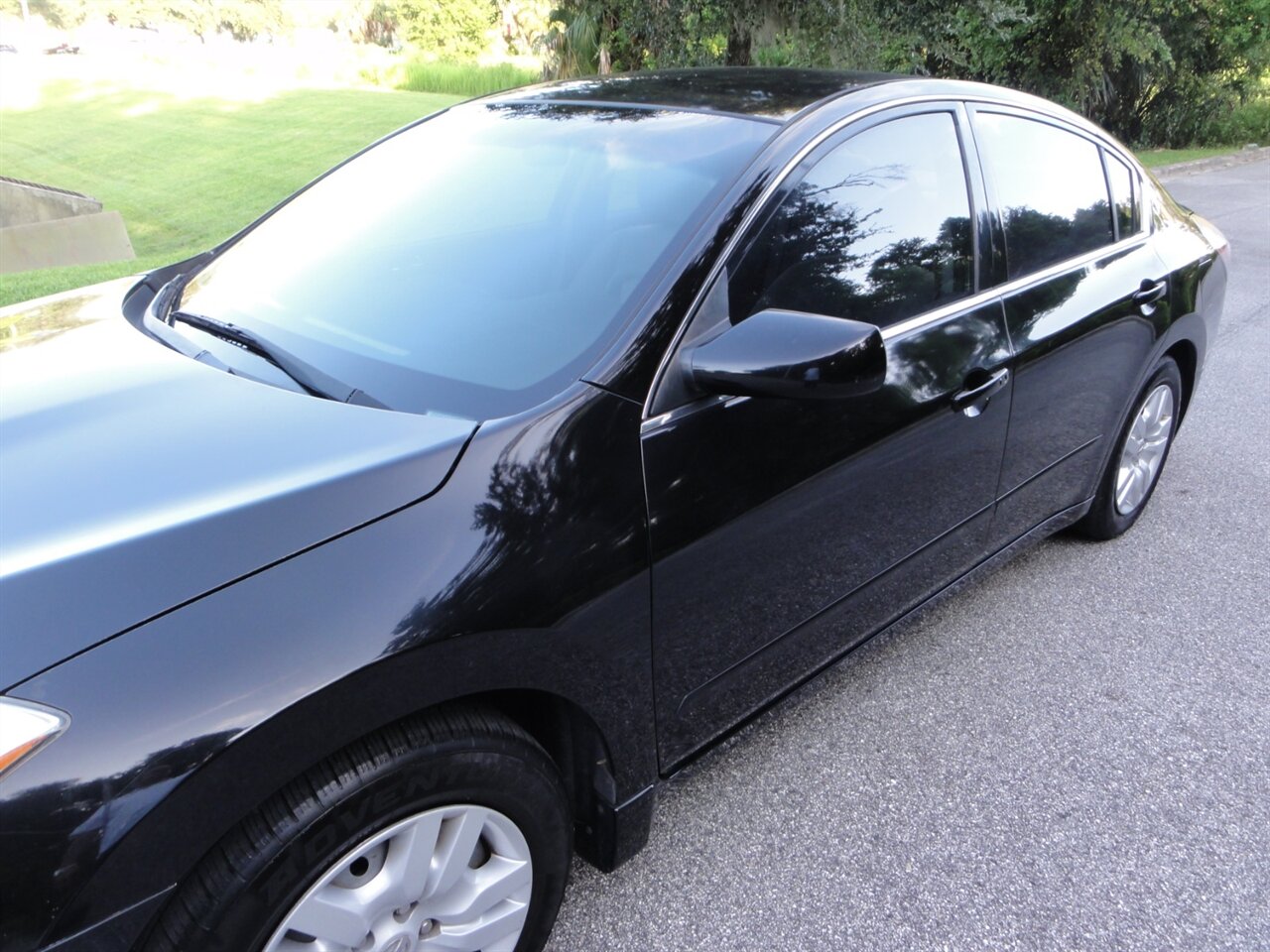 2012 Nissan Altima 2.5 - Photo 9 - Deland, FL 32720