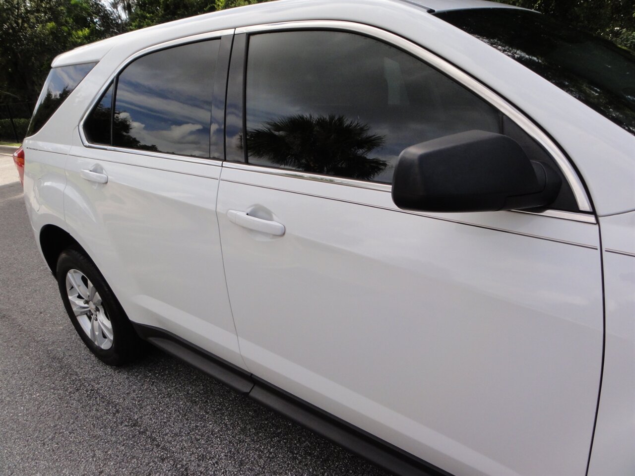 2017 Chevrolet Equinox LS   - Photo 10 - Deland, FL 32720
