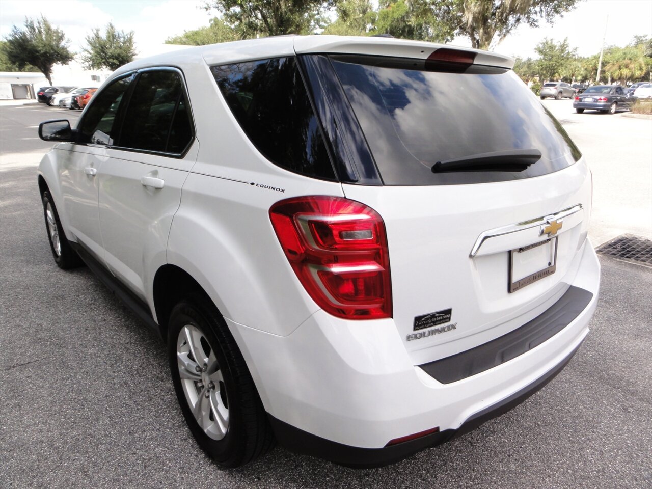 2017 Chevrolet Equinox LS   - Photo 4 - Deland, FL 32720