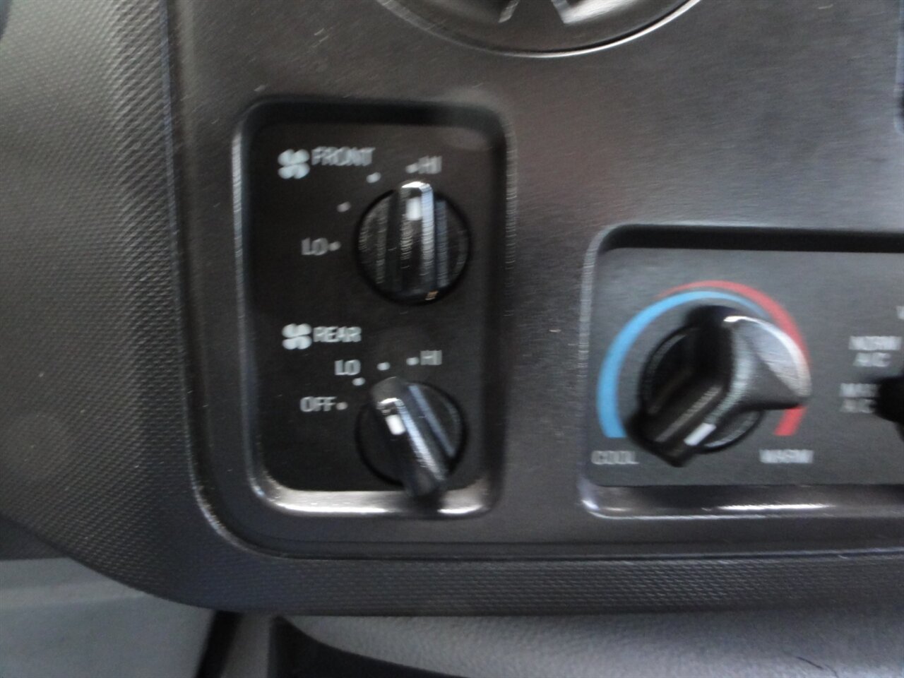 2010 Ford E-250 Cargo - Photo 53 - Deland, FL 32720