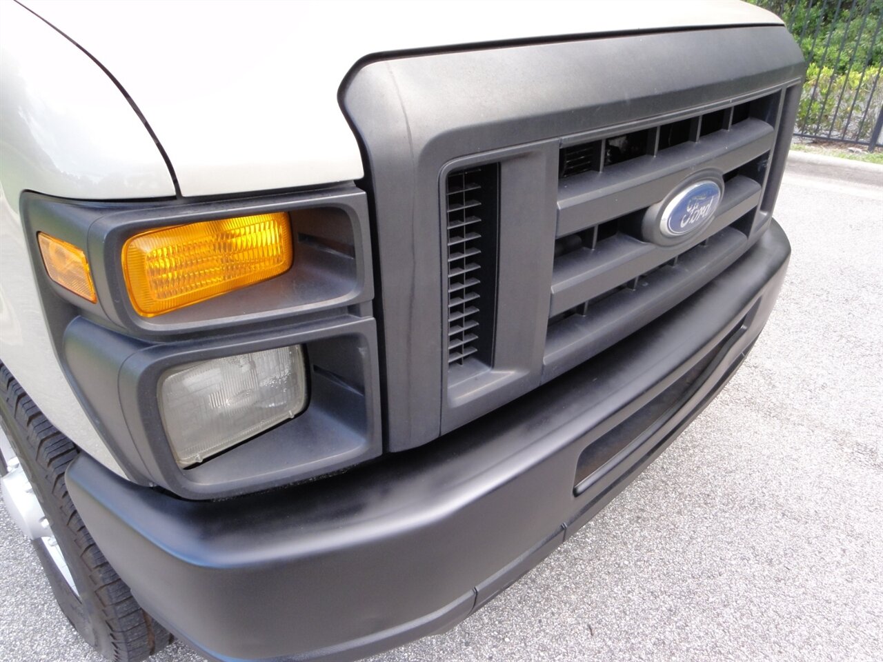 2010 Ford E-250 Cargo - Photo 7 - Deland, FL 32720