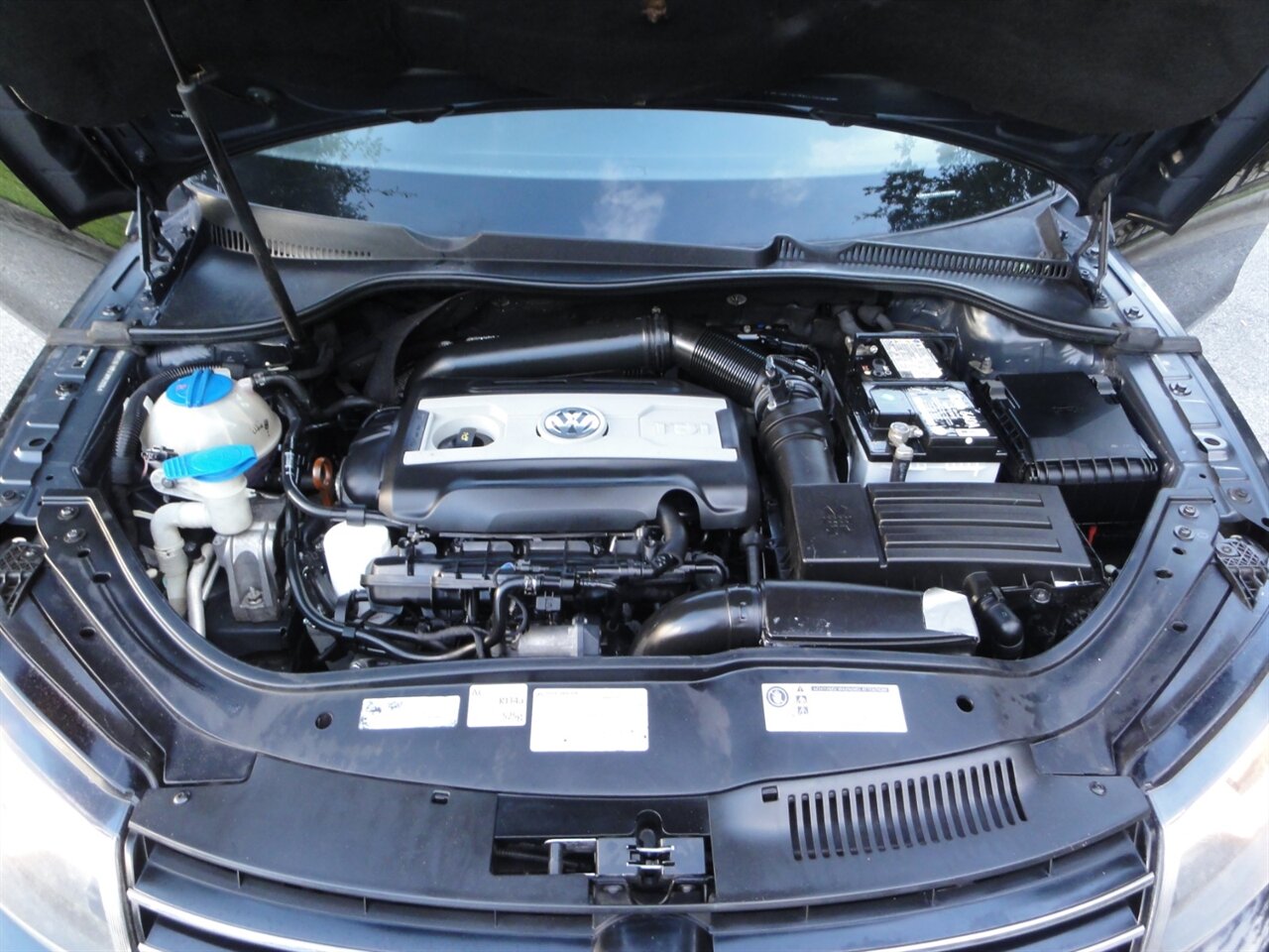 2012 Volkswagen Eos Komfort SULEV  Premium - Photo 32 - Deland, FL 32720