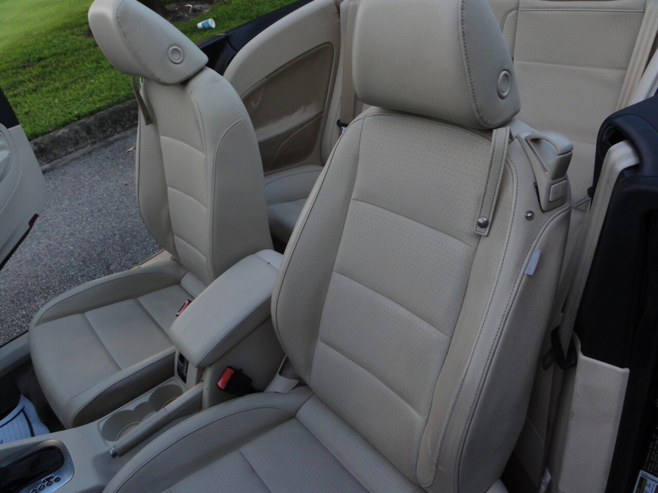 2012 Volkswagen Eos Komfort SULEV  Premium - Photo 40 - Deland, FL 32720