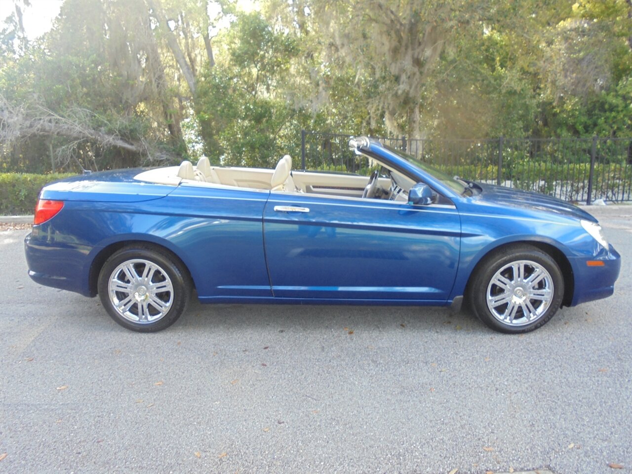 2009 Chrysler Sebring Limited   - Photo 19 - Deland, FL 32720