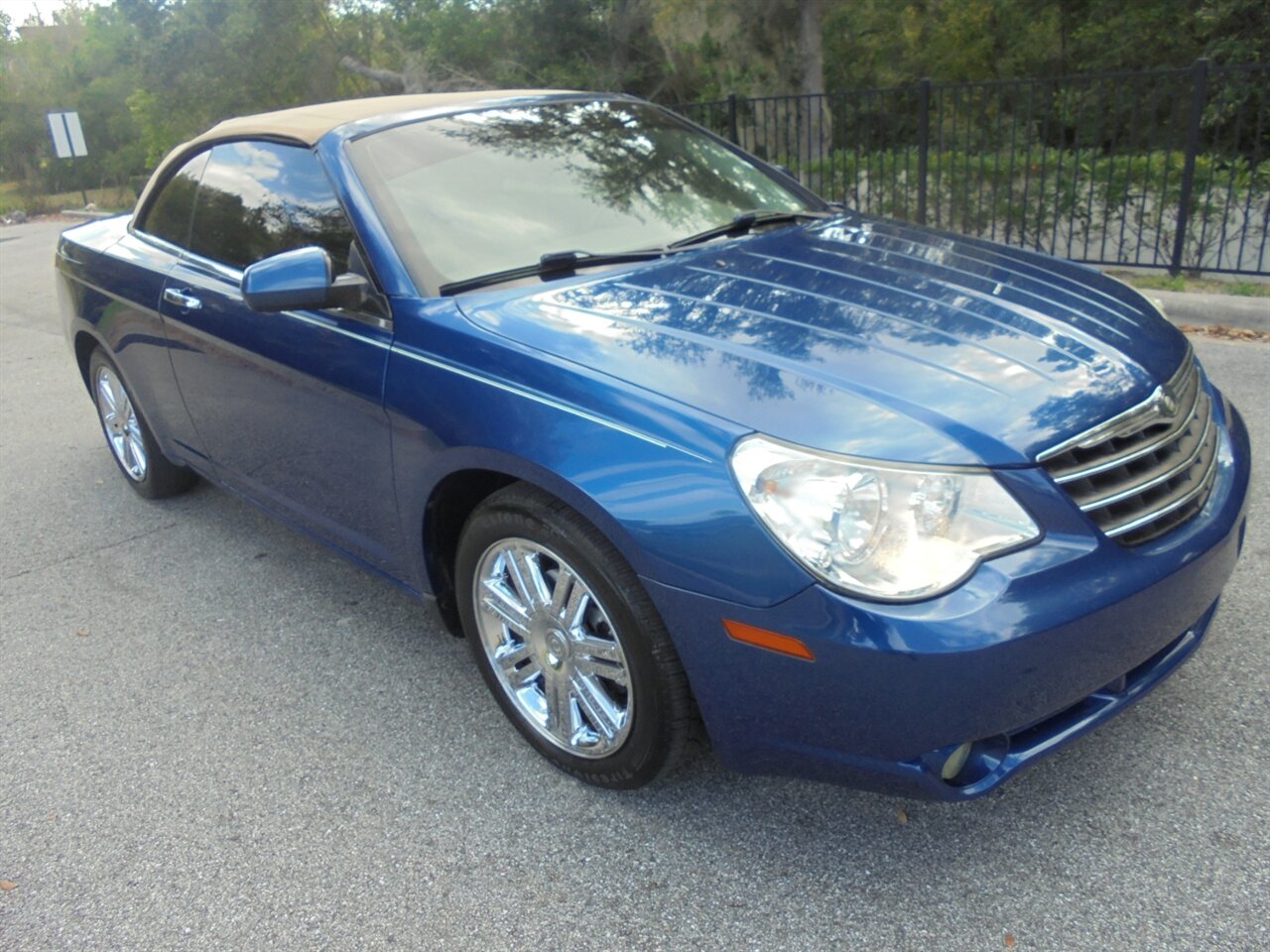 2009 Chrysler Sebring Limited   - Photo 5 - Deland, FL 32720
