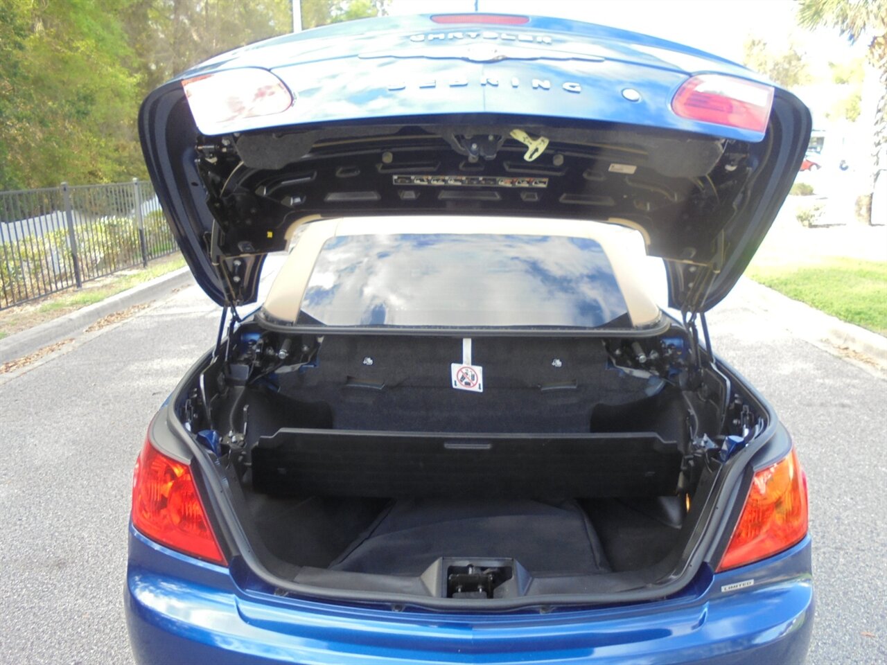 2009 Chrysler Sebring Limited   - Photo 31 - Deland, FL 32720