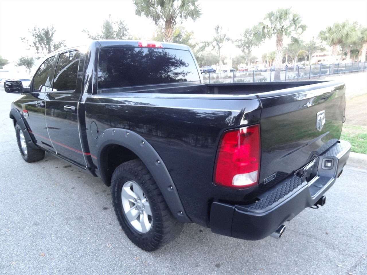 2017 RAM 1500 Tradesman  Hemi 5.7 4X4 - Photo 4 - Deland, FL 32720