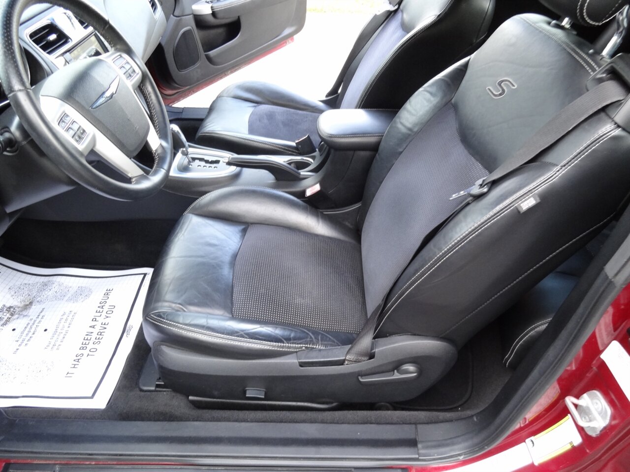 2014 Chrysler 200 S   - Photo 30 - Deland, FL 32720