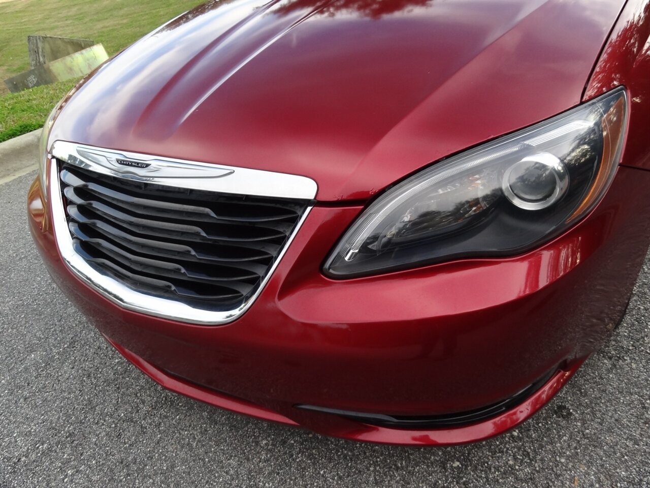 2014 Chrysler 200 S   - Photo 7 - Deland, FL 32720