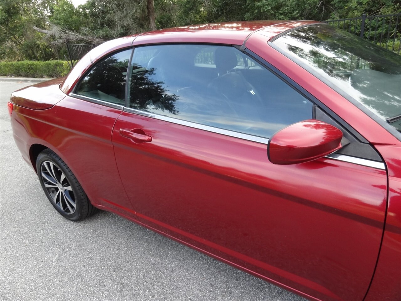 2014 Chrysler 200 S   - Photo 10 - Deland, FL 32720