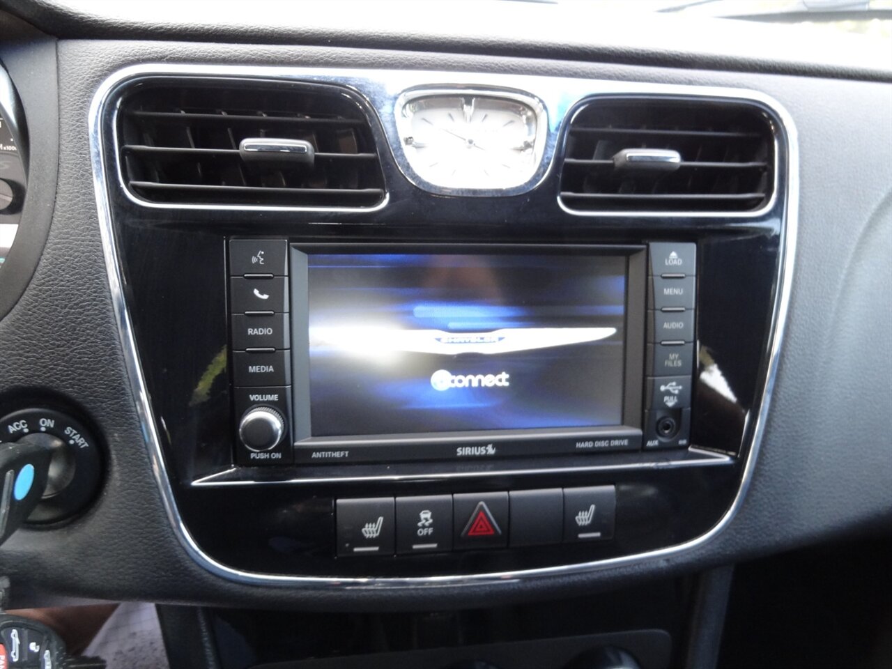 2014 Chrysler 200 S   - Photo 41 - Deland, FL 32720