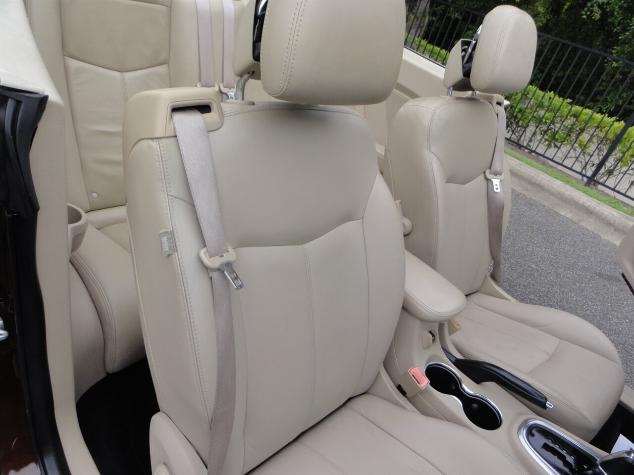 2013 Chrysler 200 Limited  Convertible - Photo 43 - Deland, FL 32720