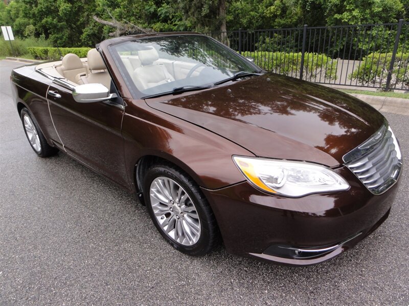2013 Chrysler 200 Limited  Convertible