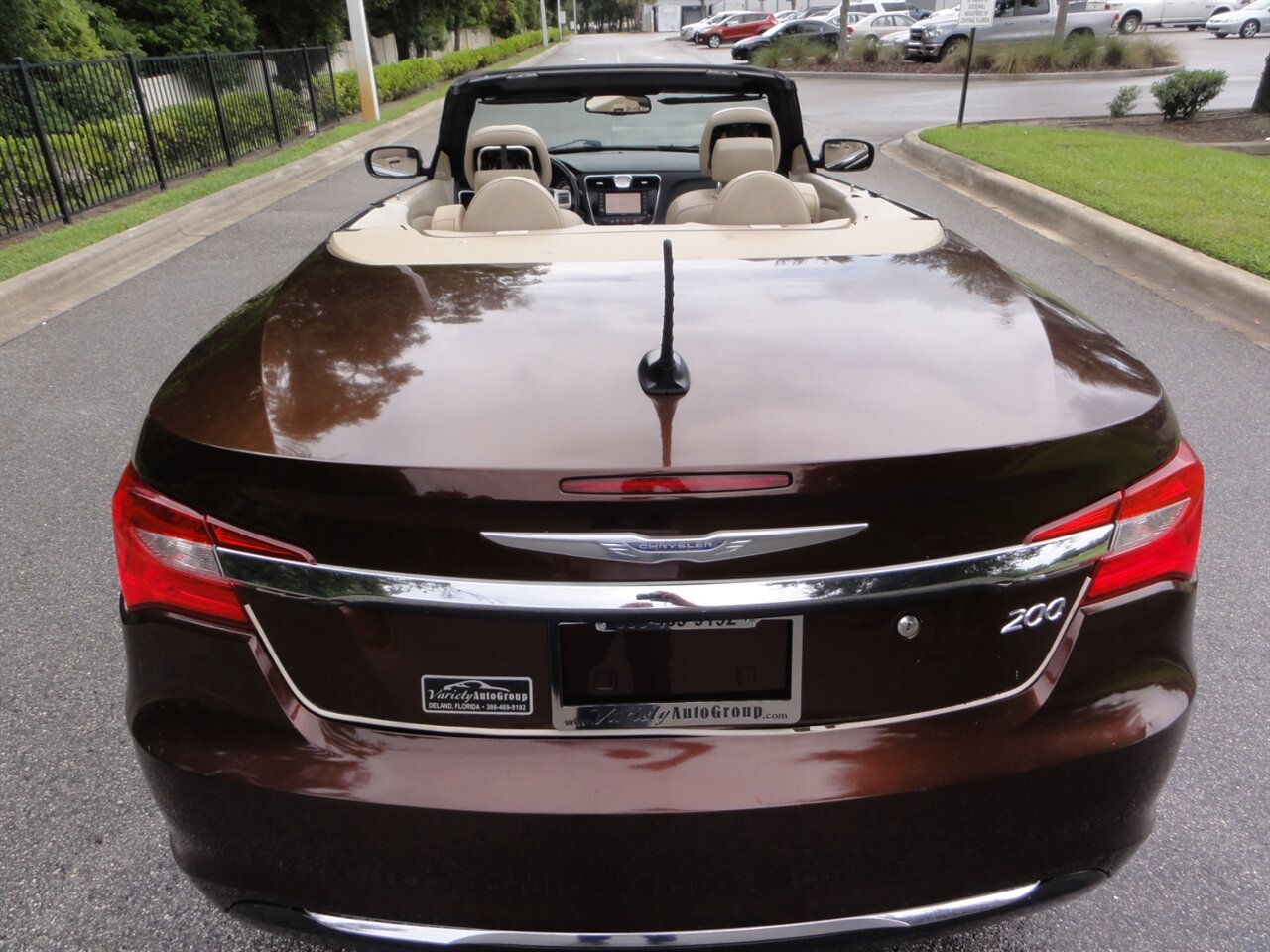 2013 Chrysler 200 Limited  Convertible - Photo 5 - Deland, FL 32720