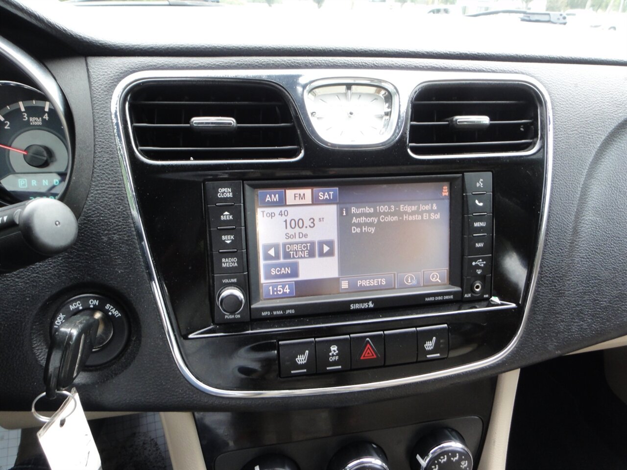2013 Chrysler 200 Limited  Convertible - Photo 50 - Deland, FL 32720