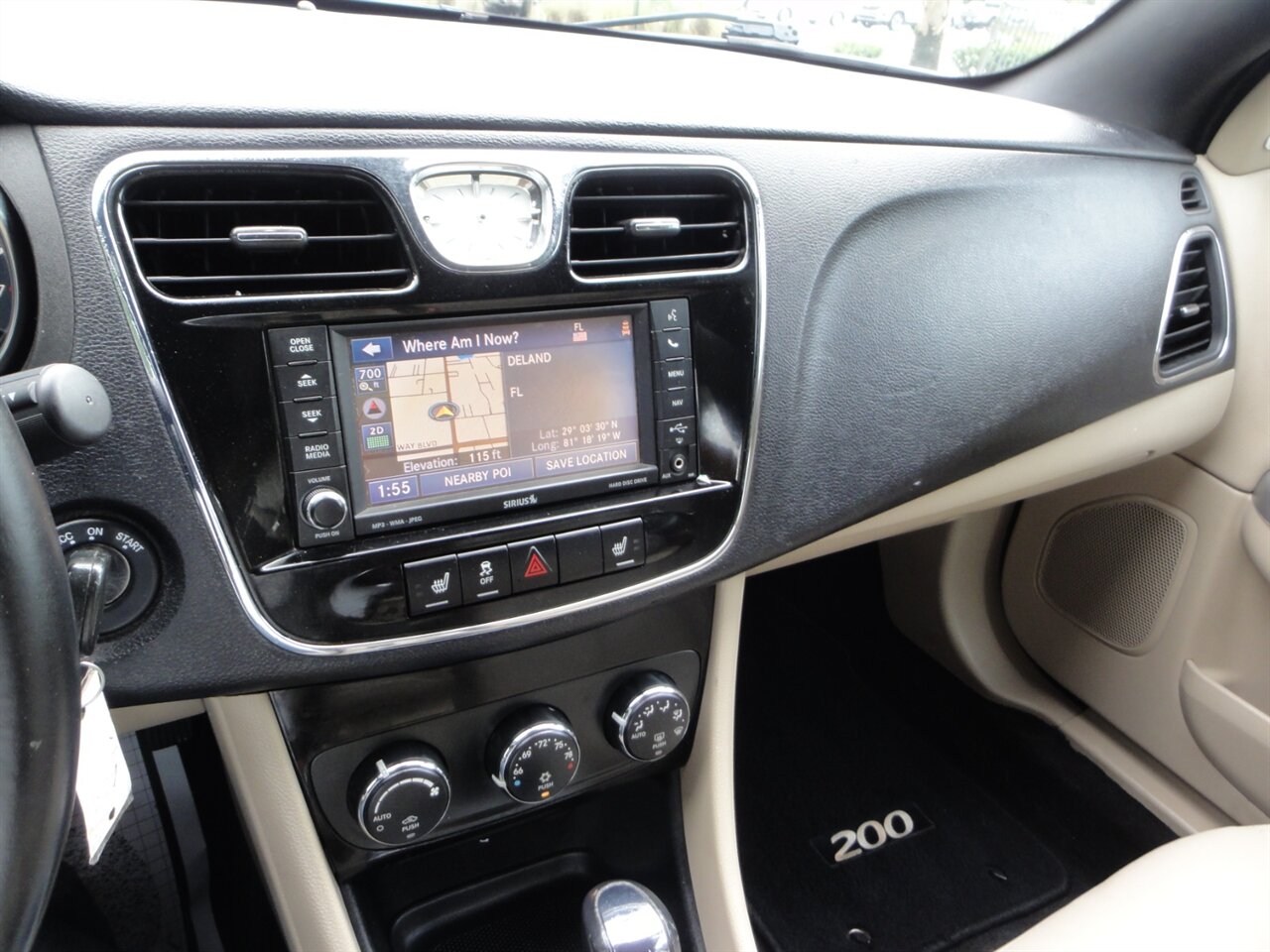 2013 Chrysler 200 Limited  Convertible - Photo 58 - Deland, FL 32720