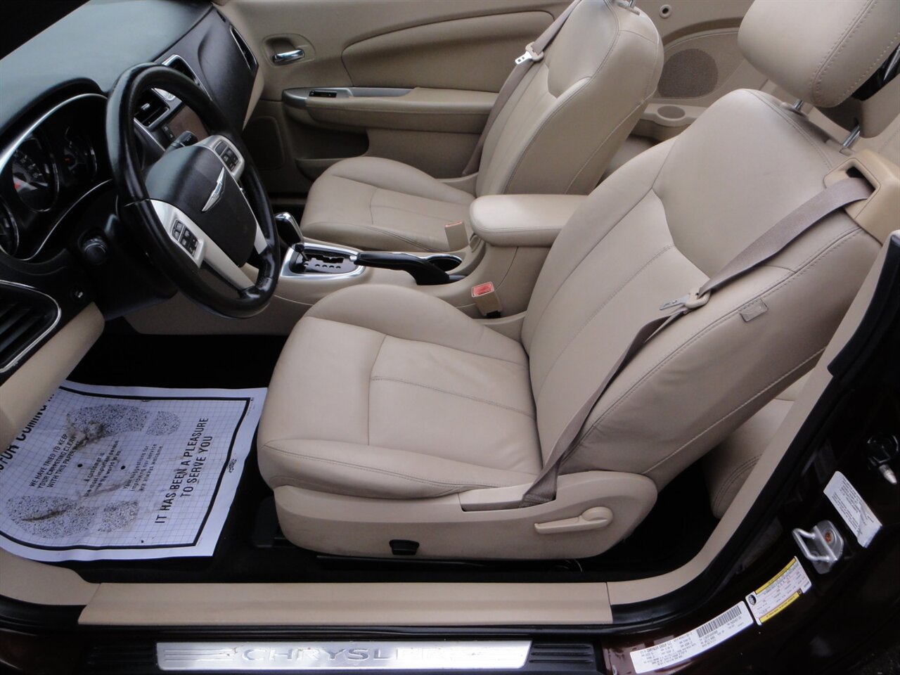 2013 Chrysler 200 Limited  Convertible - Photo 37 - Deland, FL 32720