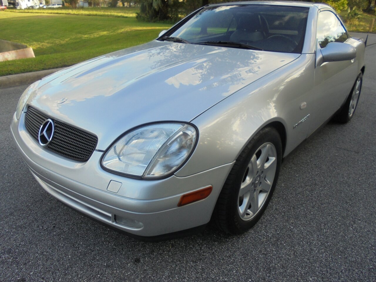 1998 Mercedes-Benz SLK SLK 230  Premium - Photo 2 - Deland, FL 32720