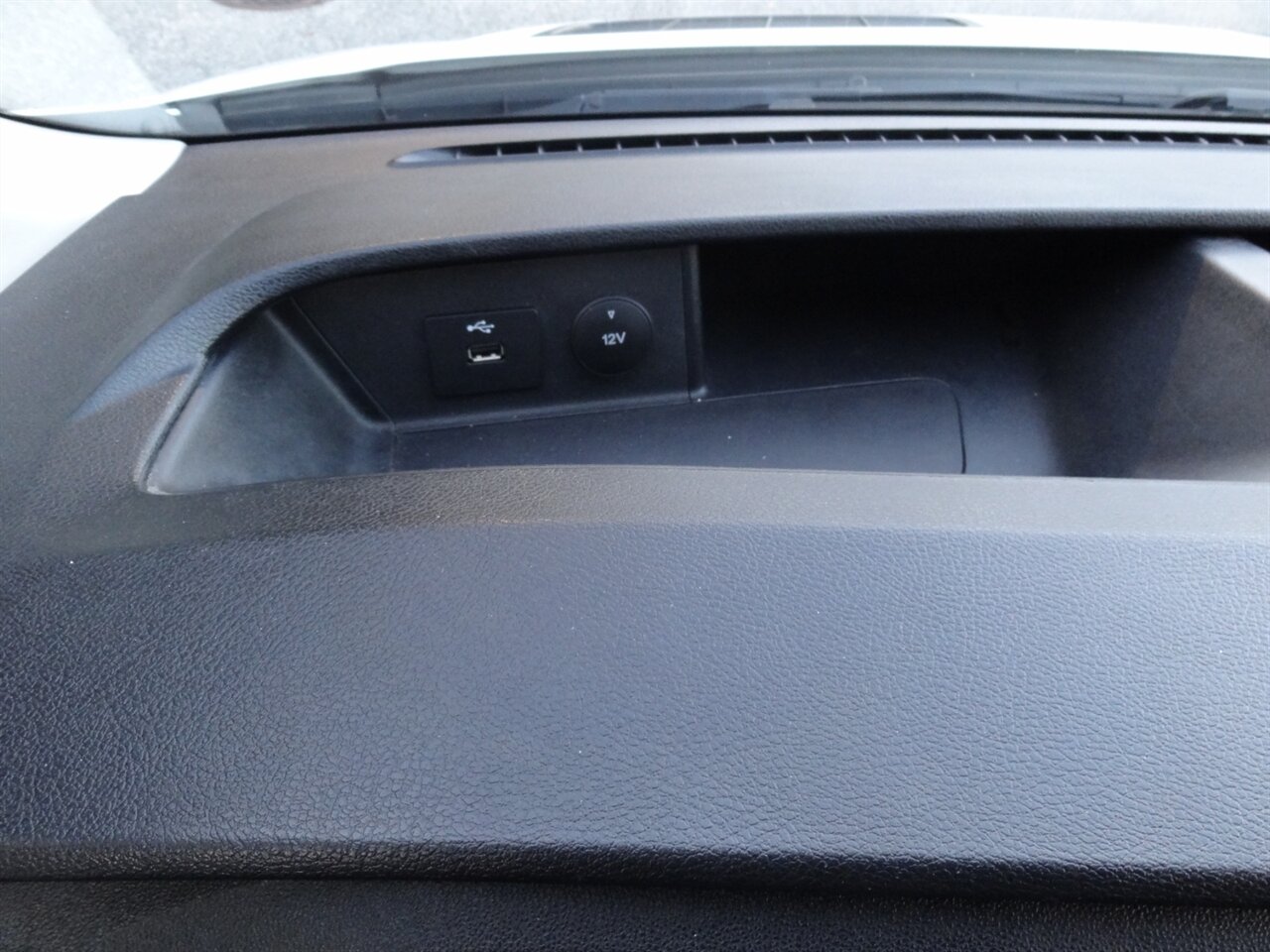 2021 Ford Transit 250 - Photo 59 - Deland, FL 32720